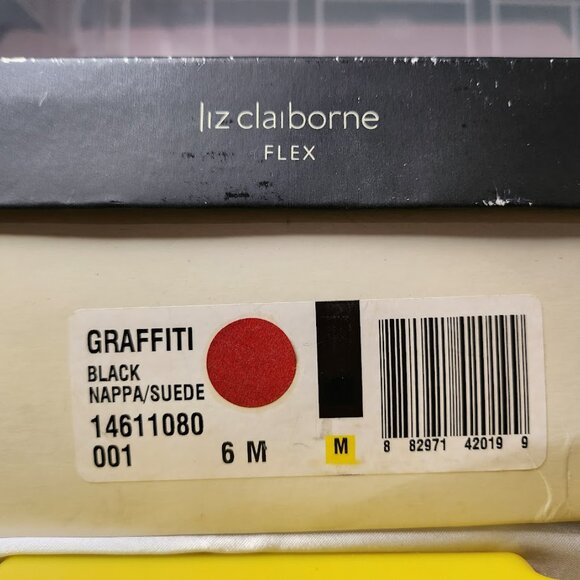 Vintage LIZ CLAIBORNE Flex Graffiti Black Booties - 6M 2.5 inch Heels - Picture 6 of 6